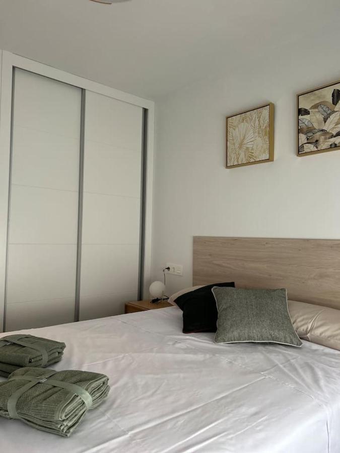 Apartamentos Breton 17 Suite Familiar لقنت المظهر الخارجي الصورة