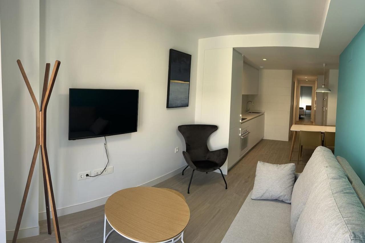 Apartamentos Breton 17 Suite Familiar لقنت المظهر الخارجي الصورة