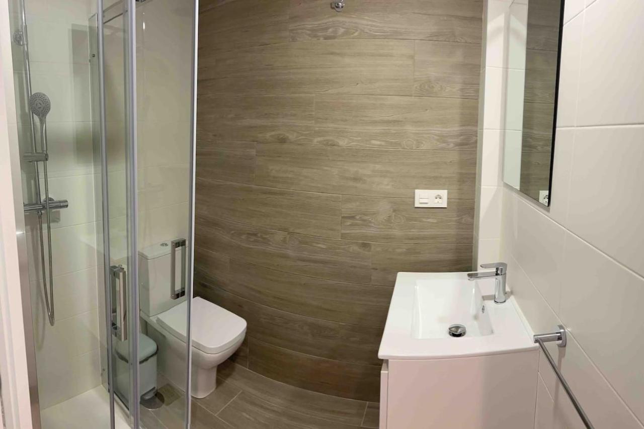 Apartamentos Breton 17 Suite Familiar لقنت المظهر الخارجي الصورة